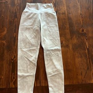 P’tula white stealth leggings 23”